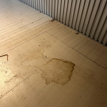 CubeSmart Self Storage - Management known water damage from Manny's appliance upstairs leaking into my storage unit. - Self Storage Near Me - Gardner, Massachusetts CubeSmart Self Storage - Management known water damage from Manny's appliance upstairs leaking into my storage unit. - Self Storage Near Me - Gardner, Massachusetts