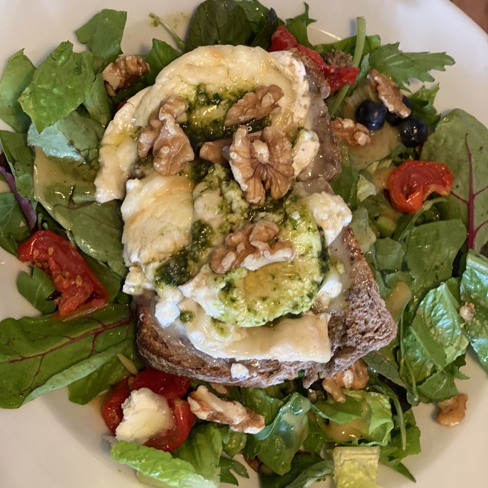 Kafe Kys - Goats cheese salad - Cafes Near Me - Copenhagen, 84 Kafe Kys - Goats cheese salad - Cafes Near Me - Copenhagen, 84