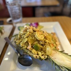 Koloa Thai Bistro - Pineapple fried rice
