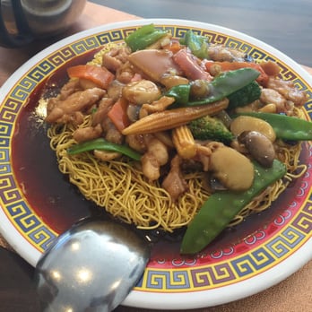 Liu's Shanghai - Three delight pan fried noodles - Shanghainese Near Me - Brooklyn, New York