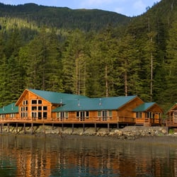 Steamboat Bay Fishing Club - The artisan hand-crafted lodge at Steamboat Bay Fishing Club