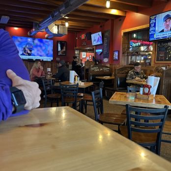 Pete's Grill & Tavern - No waiter - Pubs Near Me - Byron Center, Michigan Pete's Grill & Tavern - No waiter - Pubs Near Me - Byron Center, Michigan
