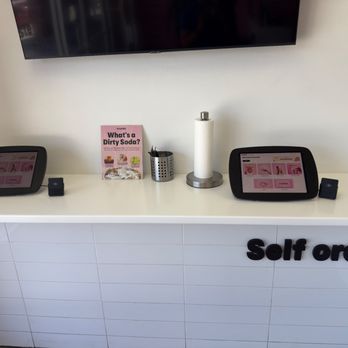 Crumbl - Camden Union - Ordering kiosks - Bakeries Near Me - San Jose, California Crumbl - Camden Union - Ordering kiosks - Bakeries Near Me - San Jose, California