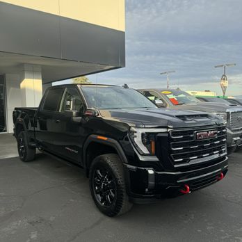 Fahrney GMC - Car Dealers Near Me - Selma, California Fahrney GMC - Car Dealers Near Me - Selma, California