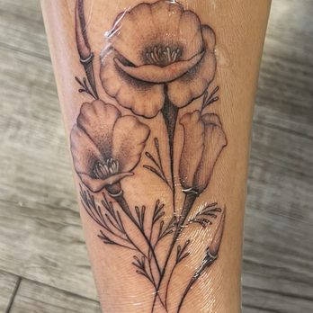 Frisco Tattooing - Poppy tattoo done by Riley - Tattoo Near Me - San Francisco, California