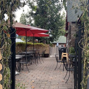Seven Suns Coffee & Cafe - Exterior - Coffee & Tea Near Me - Mount Shasta, California