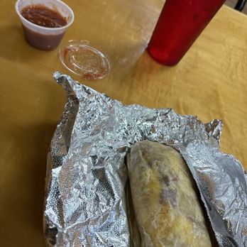 El Tarasco - Bacon egg potato breakfast burrito - Mexican Near Me - Westchester, California El Tarasco - Bacon egg potato breakfast burrito - Mexican Near Me - Westchester, California