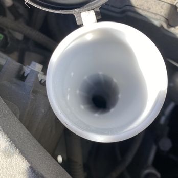 Valvoline Instant Oil Change - As you can see, almost empty windshield wiper fluid - Oil Change Stations Near Me - Austin, Texas Valvoline Instant Oil Change - As you can see, almost empty windshield wiper fluid - Oil Change Stations Near Me - Austin, Texas