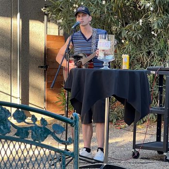 Sally Tomatoes - Music talent - Caterers Near Me - Rohnert Park, California Sally Tomatoes - Music talent - Caterers Near Me - Rohnert Park, California