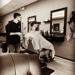 Professional Barber - Vintage barbershop with a homie modern feel