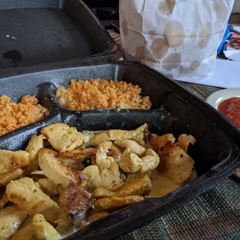 Papis Mexican Restaurant & Bar - Chicken, Cheese, and Rice - Mexican Near Me - Lexington, Kentucky Papis Mexican Restaurant & Bar - Chicken, Cheese, and Rice - Mexican Near Me - Lexington, Kentucky