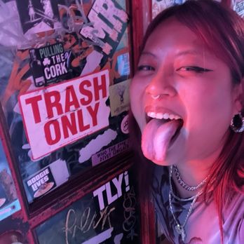 Strangelove - Dive Bars Near Me - New York, New York Strangelove - Dive Bars Near Me - New York, New York