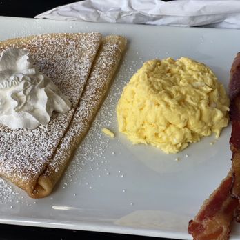 Parisien Bakery - Bland and disappointing crepes - Bakeries Near Me - Clovis, California