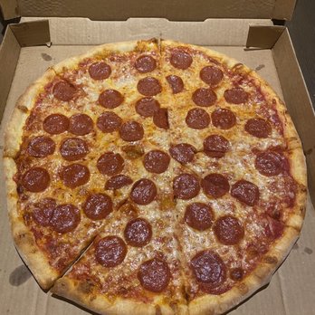 Old Northeast Pizza - Pepperoni Large 18" Pizza - Pizza Near Me - St. Petersburg, Florida Old Northeast Pizza - Pepperoni Large 18" Pizza - Pizza Near Me - St. Petersburg, Florida