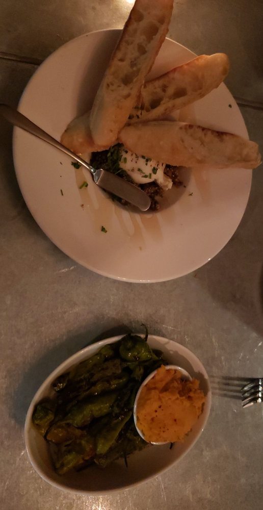 LUXE KITCHEN & LOUNGE 6605 Detroit Ave, Cleveland, Ohio 467 Photos