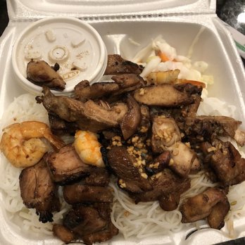 Pho Ha Long - Chicken and shrimp vermicelli noodles - Vietnamese Near Me - San Antonio, Texas Pho Ha Long - Chicken and shrimp vermicelli noodles - Vietnamese Near Me - San Antonio, Texas