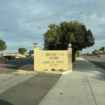 Thousand Elms Mobile Lodge - The sign - Mobile Home Dealers Near Me - Palmdale, California Thousand Elms Mobile Lodge - The sign - Mobile Home Dealers Near Me - Palmdale, California