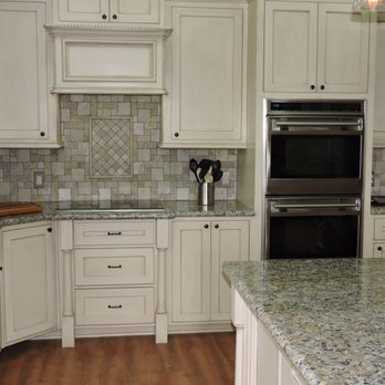 Lincke Floors - We also design and install kitchen backsplashes and tile countertops - Carpeting Near Me - La Grange, Texas Lincke Floors - We also design and install kitchen backsplashes and tile countertops - Carpeting Near Me - La Grange, Texas