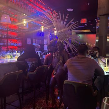 Garden Rooftop - New American Near Me - Baltimore, Maryland