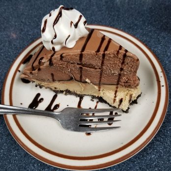 Don's Grill - Mud pie...SO good! - American Near Me - Hilo, Hawaii