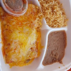 El Dorado Taco - The enchilada lunch.