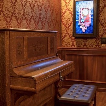 Escapology - Murder mystery first room - Escape Games Near Me - Trumbull, Connecticut