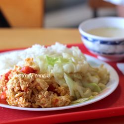C-U LaLa Noodle - Lunch Combo with 2 Entrees 两菜午饭套餐 ($8.95) - Fried Eggs with Tomatoes 番茄炒蛋 + Fried Green Cabbage 炮炒包菜