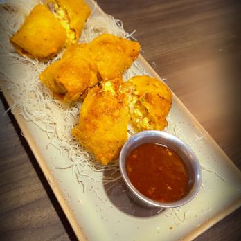Early Bird Lincoln - Breakfast Egg Rolls - Breakfast & Brunch Near Me - Lincoln, Nebraska Early Bird Lincoln - Breakfast Egg Rolls - Breakfast & Brunch Near Me - Lincoln, Nebraska