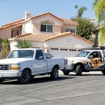 Gilbert's Window Cleaning - I'm Gilbert Window Cleaning and I am working all over Orange County. I give free estimates. (949)632-1429 - Window Washing Near Me Gilbert's Window Cleaning - I'm Gilbert Window Cleaning and I am working all over Orange County. I give free estimates. (949)632-1429 - Window Washing Near Me