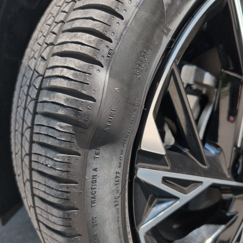 Defective Kia K5 tire. Defective Kia K5 tire.