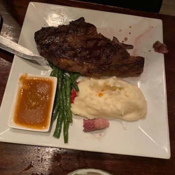 Thom Thom - Ribeye - Bars Near Me - Wantagh, New York