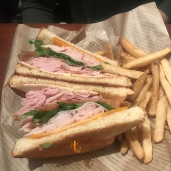 Cheddar's Scratch Kitchen - Club - American Near Me - Louisville, Kentucky Cheddar's Scratch Kitchen - Club - American Near Me - Louisville, Kentucky
