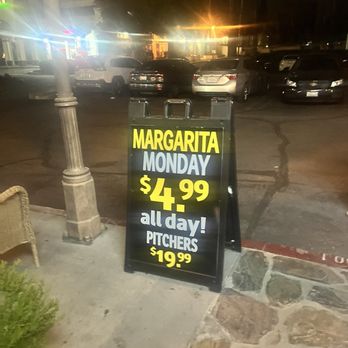 Kalaveras - Bars Near Me - Moreno Valley, California