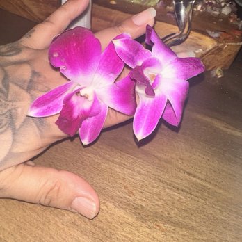 Fire Up Grill - Flowers that come with the drinks - Bars Near Me - Riverside, California Fire Up Grill - Flowers that come with the drinks - Bars Near Me - Riverside, California