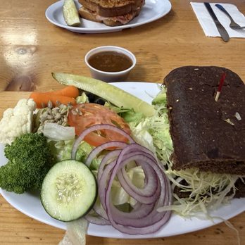 Mountain Munchies - Half veggie sandwich and garden salad - Sandwiches Near Me - Big Bear Lake, California