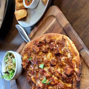Curry Up Now - Naan and fried ravioli - Indian Near Me - Decatur, Georgia