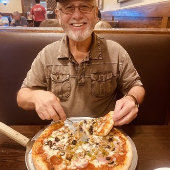 Roma Italian Restaurant - Supreme Pizza - Italian Near Me - Durant, Oklahoma
