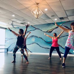 MoveStudio - Sunday Nia class with Theresa.
