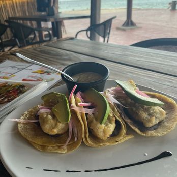 Sirenas Raw Bar - Fish tacos - Seafood Near Me - Cancún, ROO Sirenas Raw Bar - Fish tacos - Seafood Near Me - Cancún, ROO