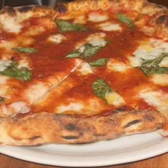 The Annex Kitchen - This pizza was perfect! - Pizza Near Me - Fresno, California