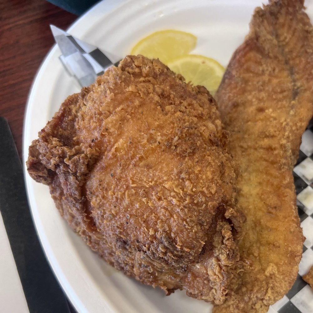 Cajun Country Cafe - Cajun/Creole Near Me - Oxnard, California
