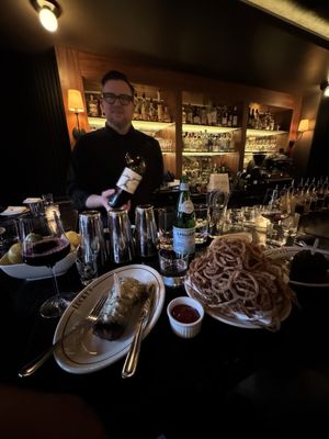 Lucky's Soho by null