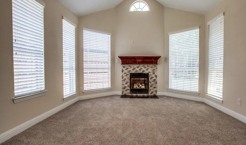 Slide of UES Contracting