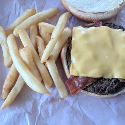 Sebera's Custard Kitchen - Bacon burger, small fries