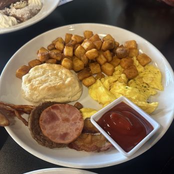 Brick and Spoon - Texas City - Big Texas breakfast - Breakfast & Brunch Near Me - Texas City, Texas Brick and Spoon - Texas City - Big Texas breakfast - Breakfast & Brunch Near Me - Texas City, Texas