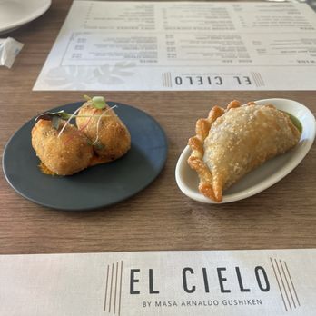 El Cielo - Ham/potato croquettes + empanada - Tapas Bars Near Me - Honolulu, Hawaii El Cielo - Ham/potato croquettes + empanada - Tapas Bars Near Me - Honolulu, Hawaii