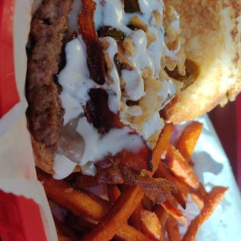 Beth's Burger Bar - American Near Me - Orlando, Florida Beth's Burger Bar - American Near Me - Orlando, Florida