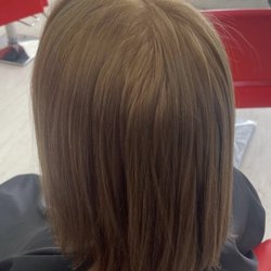 Saxy Salon - Before Kayla's magic