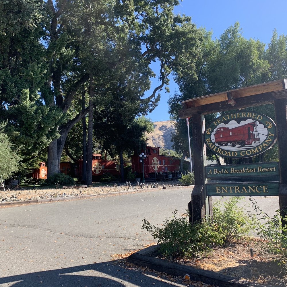 Featherbed Railroad - The entrance. - Bed & Breakfast Near Me - Upper Lake, California