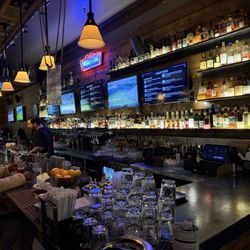 Forest Hills Station House - The interior Bar